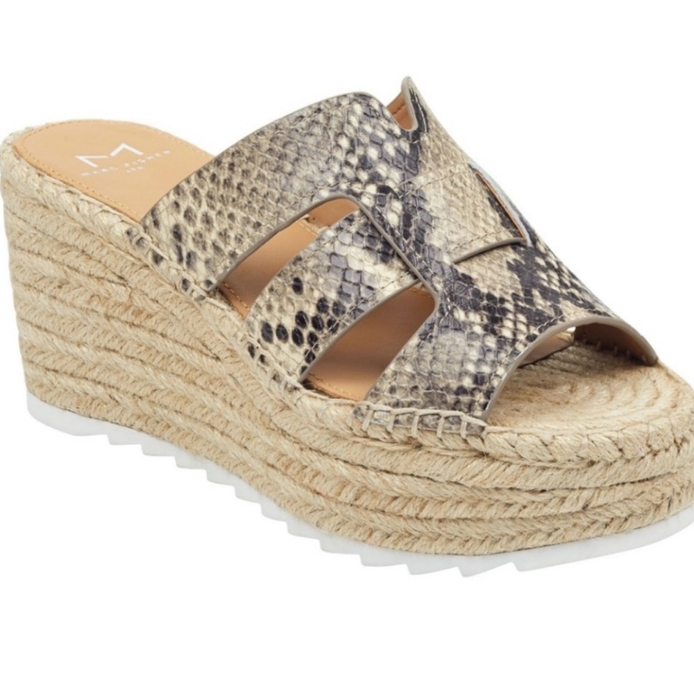 Mark Fisher Gray Cream Wedge Sandals with Snakeskin Pattern